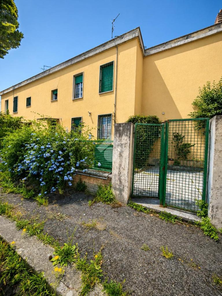 Apartment in Guidonia, La Pietrara, Roma Capitale