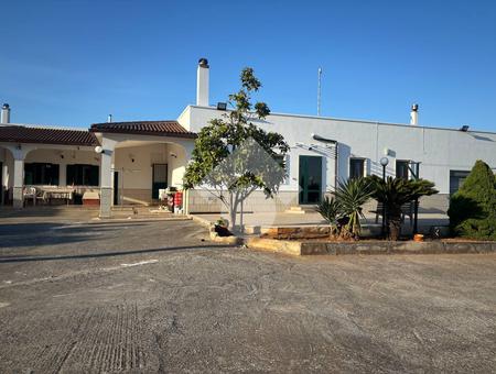 Villa singola in vendita Martina Franca, Strada Tre Piantelle
