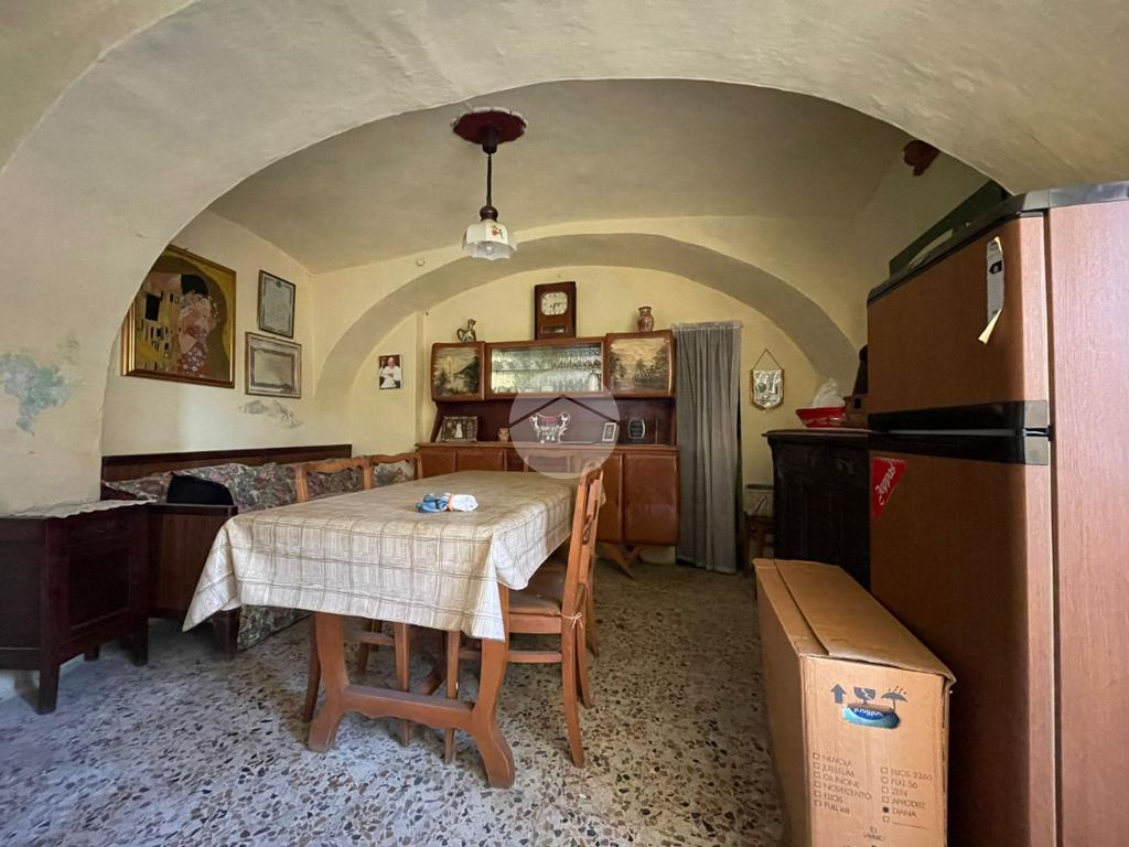 Casa semindipendente in vendita