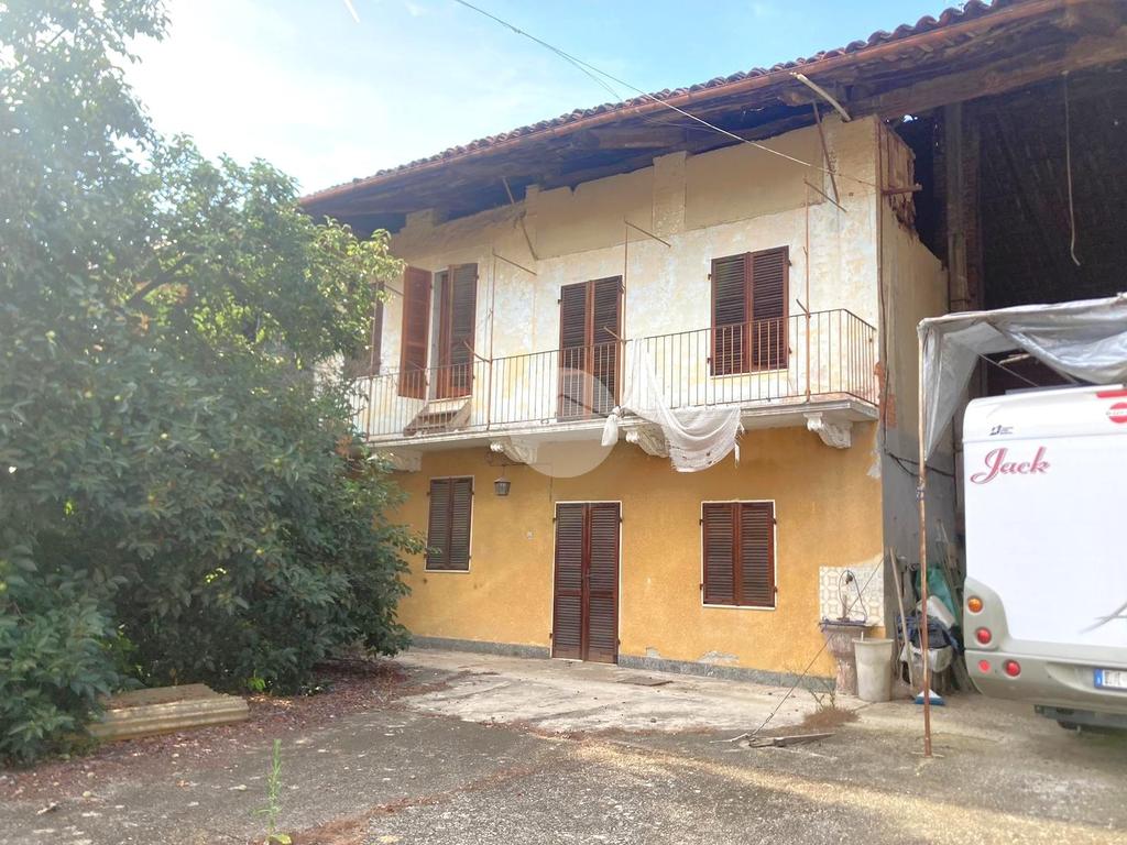 Casa semindipendente in vendita
