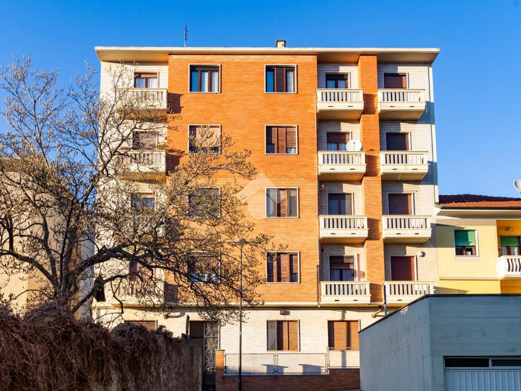 Bilocale In Vendita A Beinasco, Centro - Torino. € 105.000, 65 Mq ...