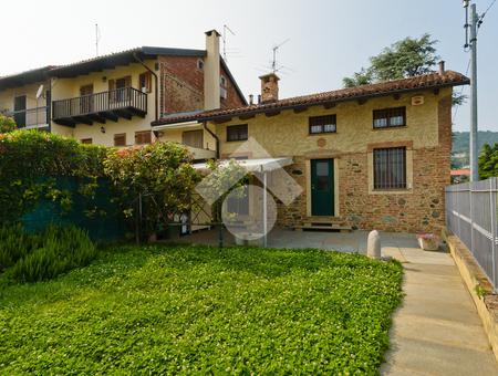 Casa semindipendente in vendita