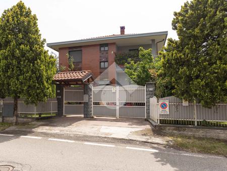 Bifamiliare in vendita
