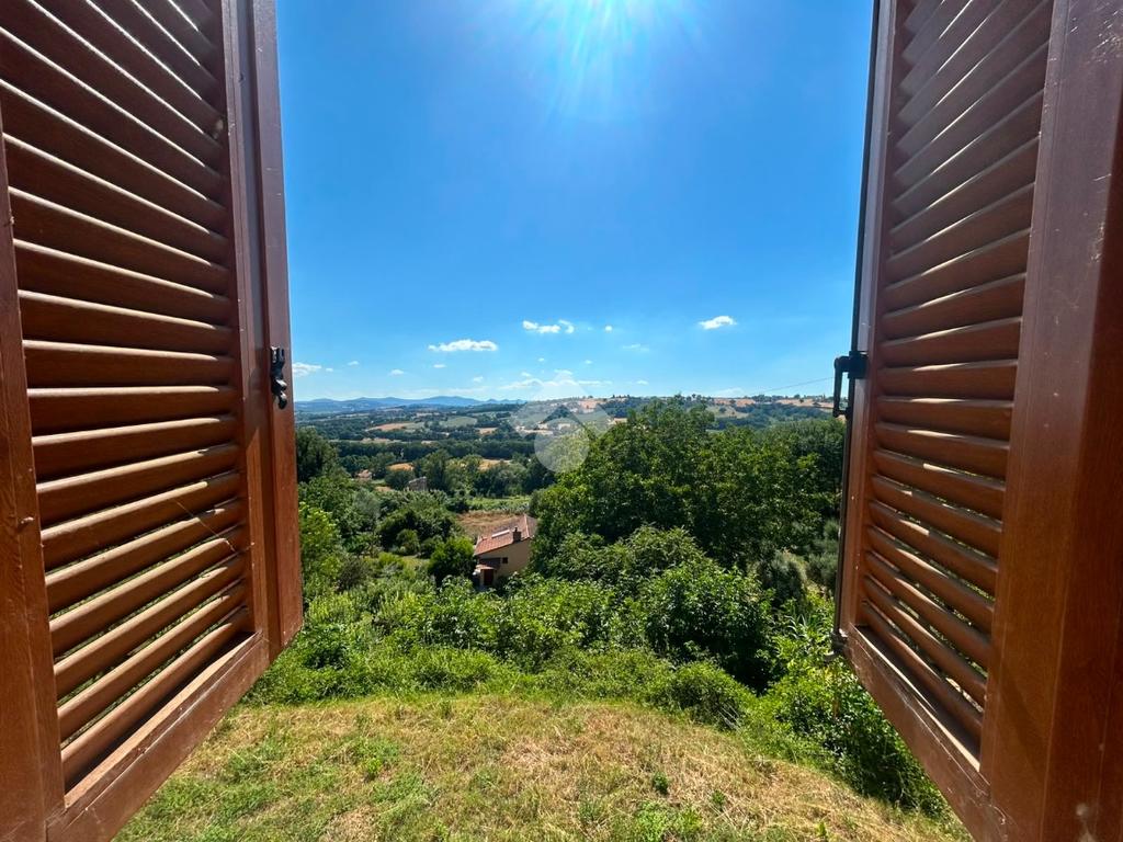Casa – Massa Martana, Raggio