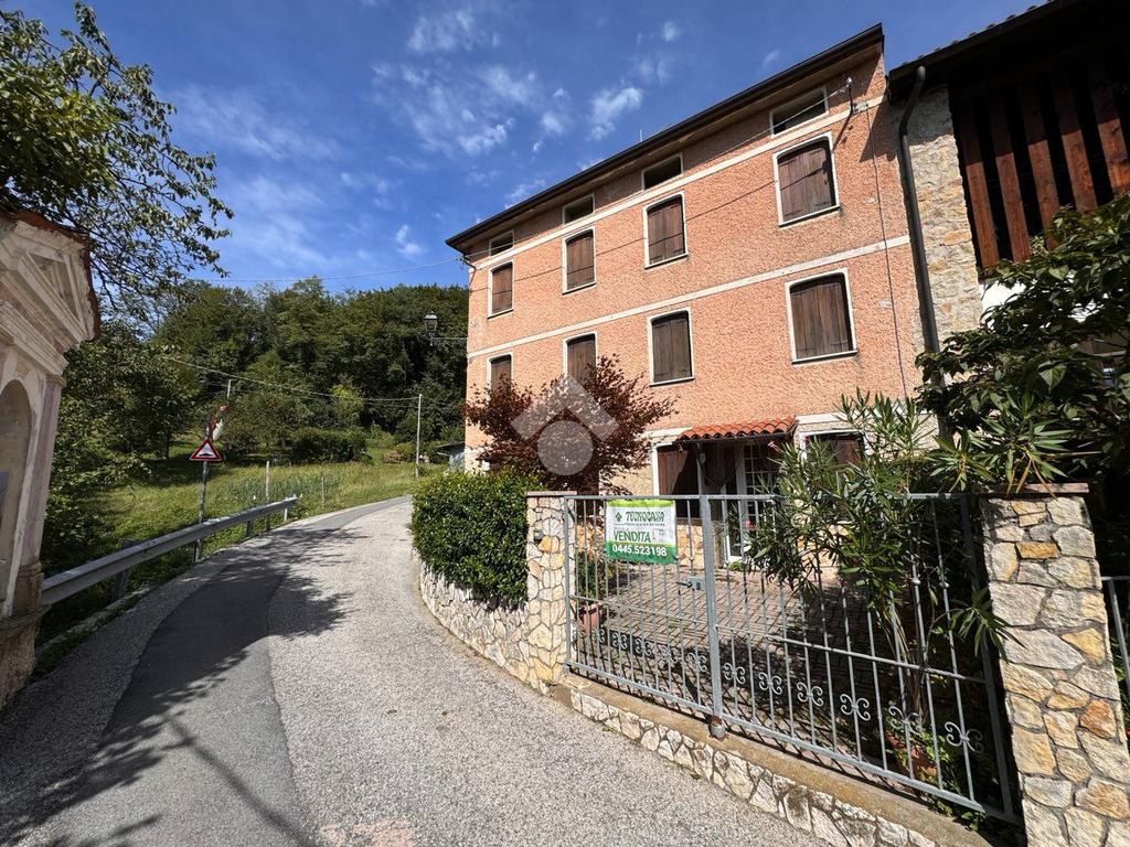 Casa di corte in vendita a Schio, Nogare – Vicenza. € 200.000, 310 Mq – Tecnocasa.it #finsubito richiedi mutuo fino 100%