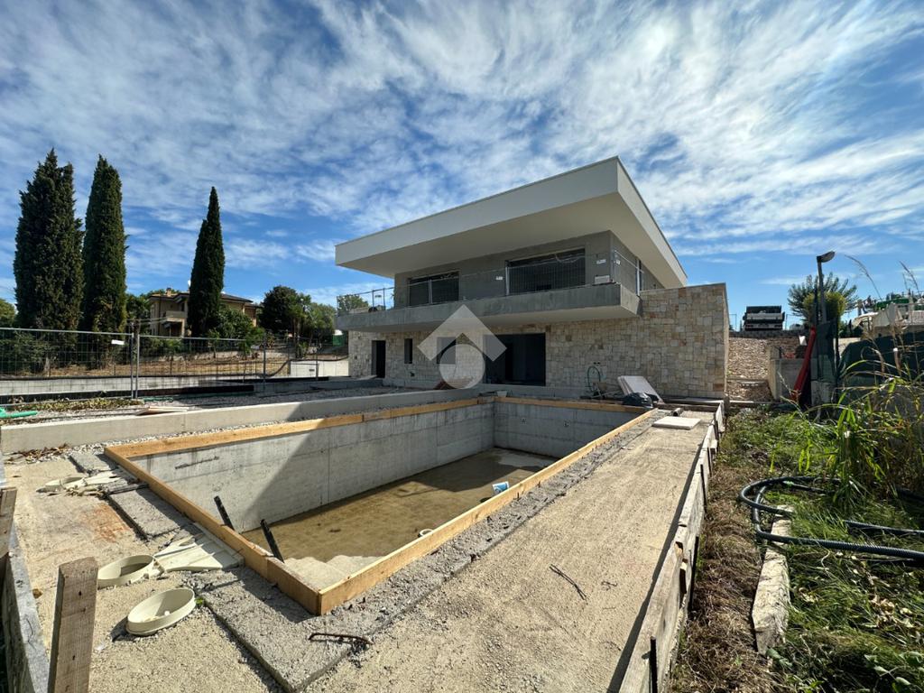 Trilocale in vendita a Lazise, Pacengo – Verona. € 590.000, 110 Mq – Tecnocasa.it #finsubito richiedi mutuo fino 100%