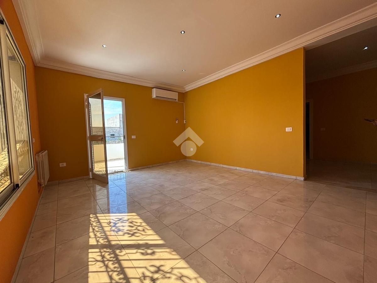 Etage de villa en vente - Mnihla