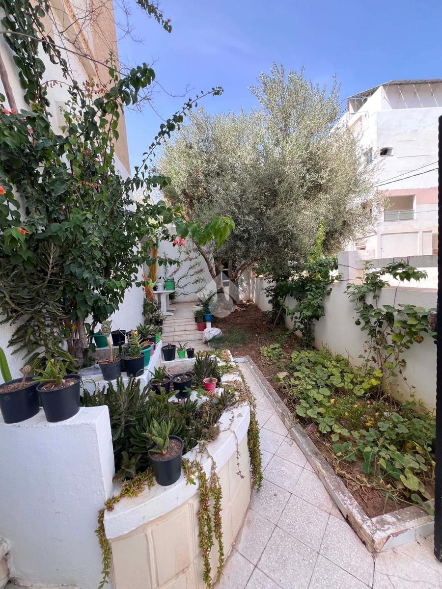 Villa individuelle en vente - Ariana, Cité sahafa - Cité Essahafa
